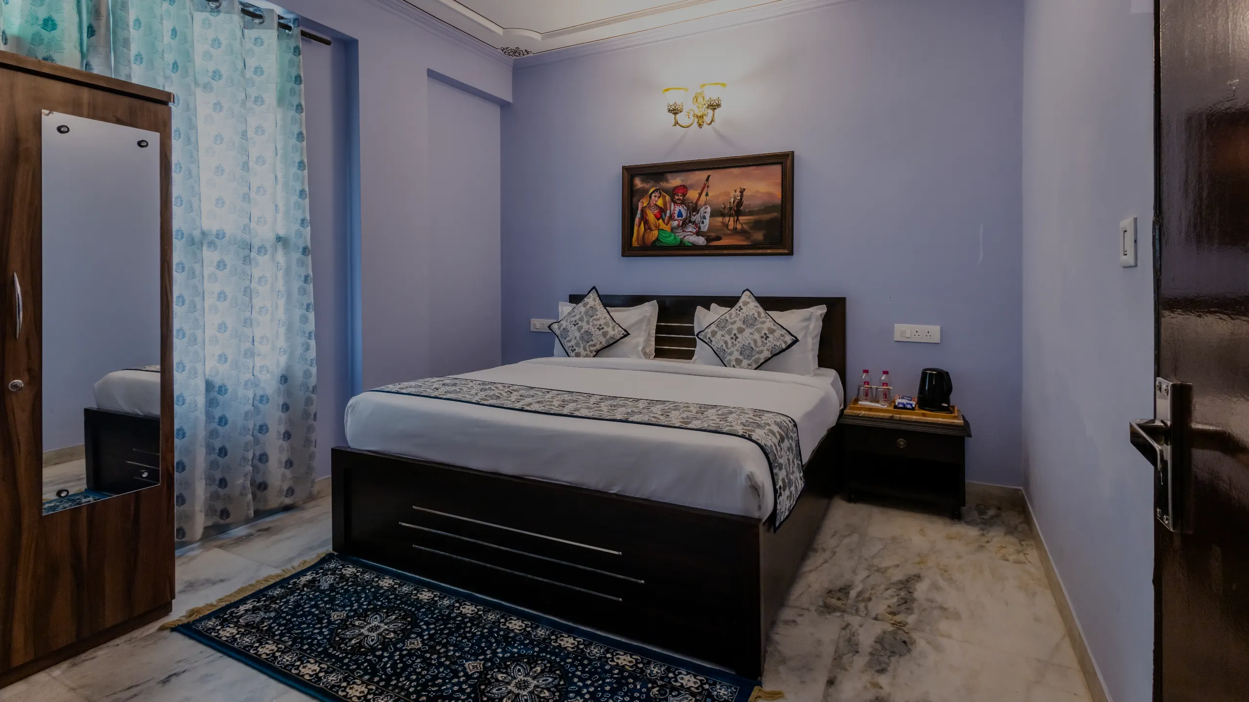 cozy house home stay jaipur slider